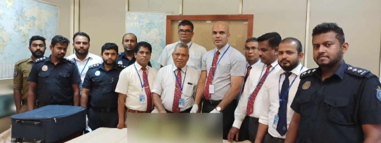 කොකේන් සමග විදේශිකයෙක් අත්අඩංගුවට